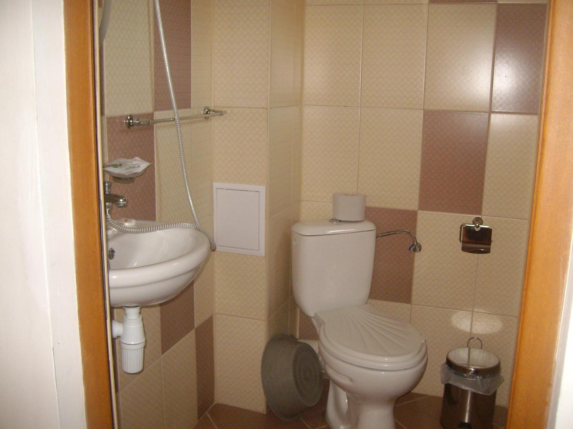 Marianas Guesthouse 오브조르 외부 사진