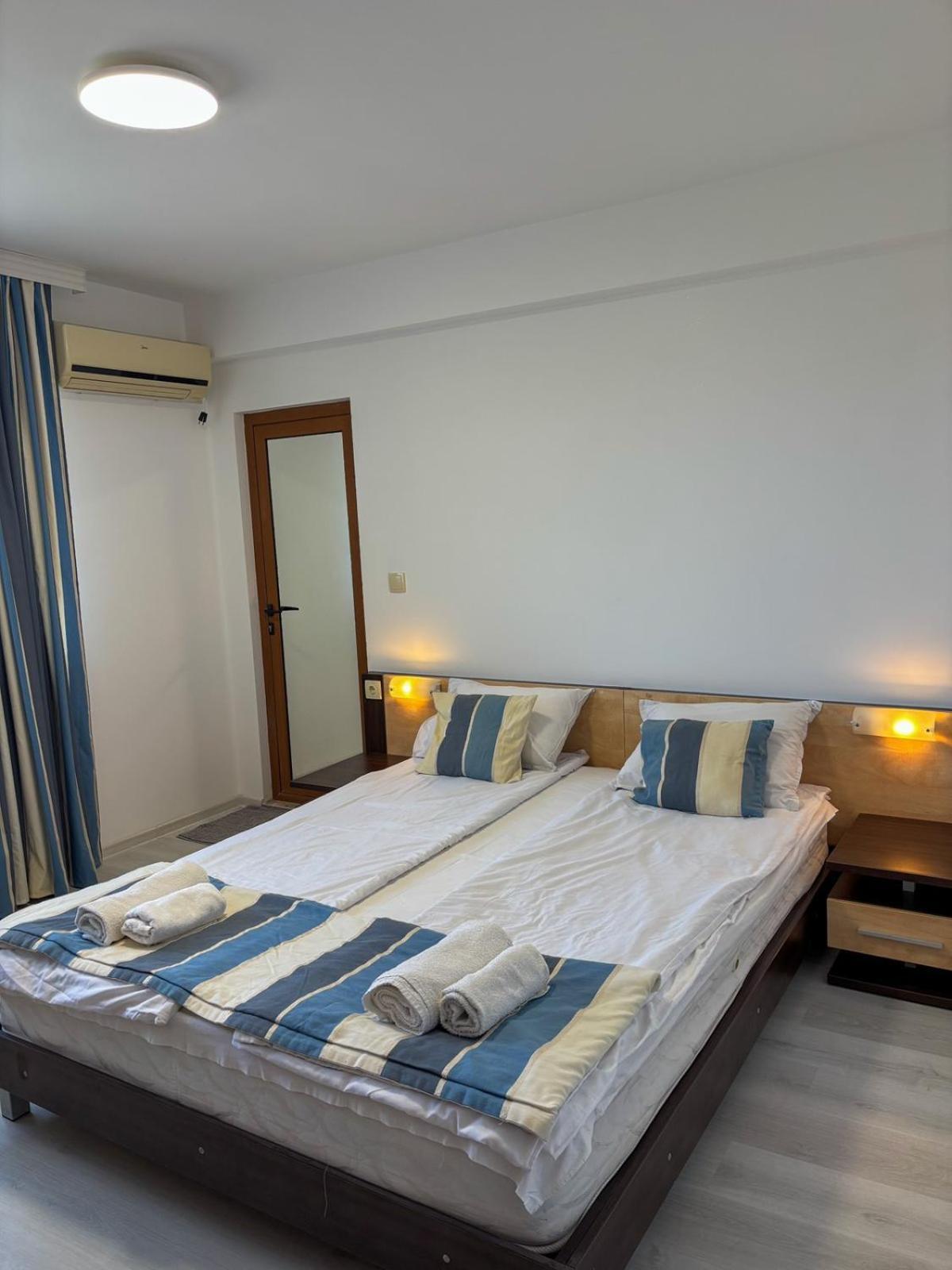 Marianas Guesthouse 오브조르 외부 사진