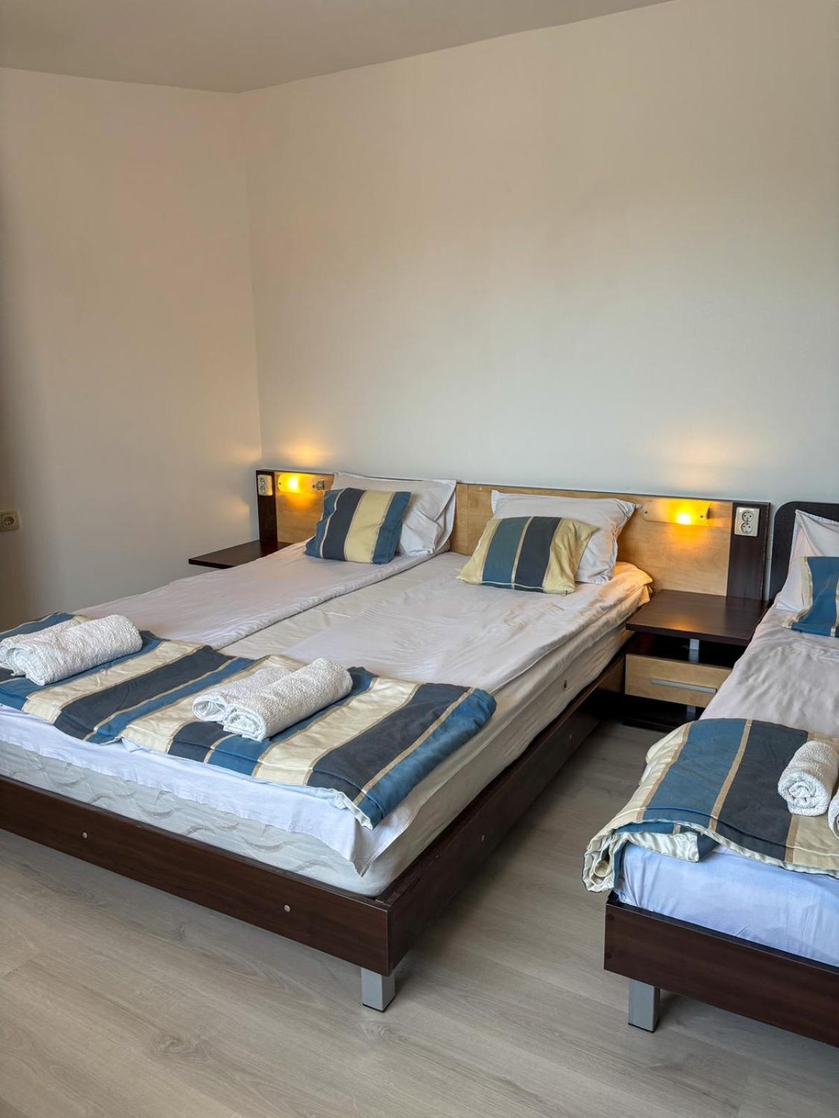 Marianas Guesthouse 오브조르 외부 사진
