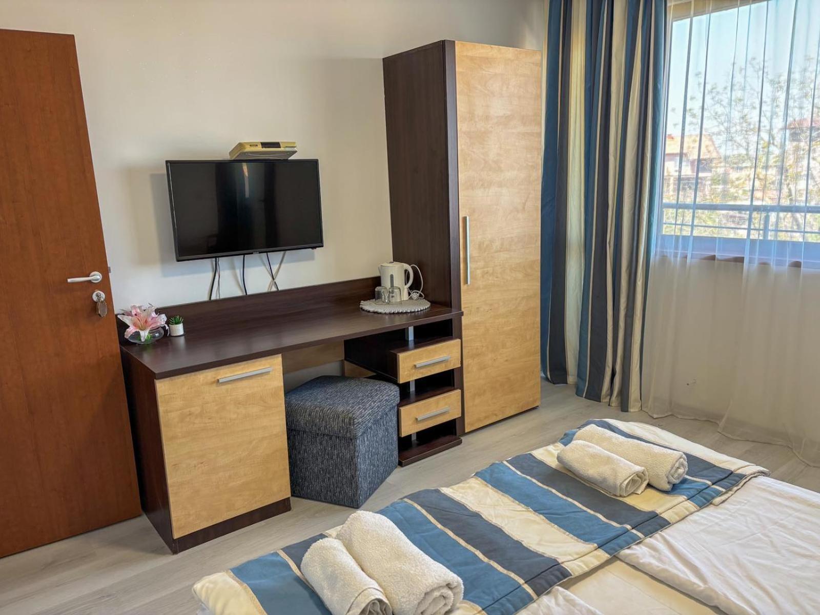Marianas Guesthouse 오브조르 외부 사진