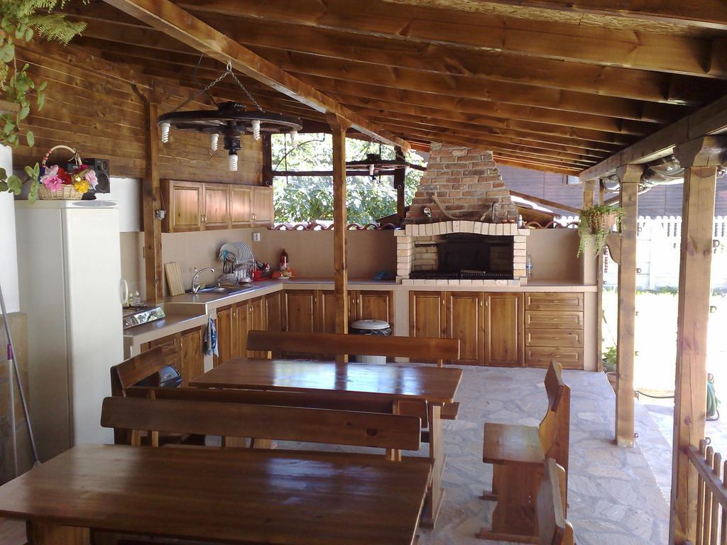 Marianas Guesthouse 오브조르 객실 사진